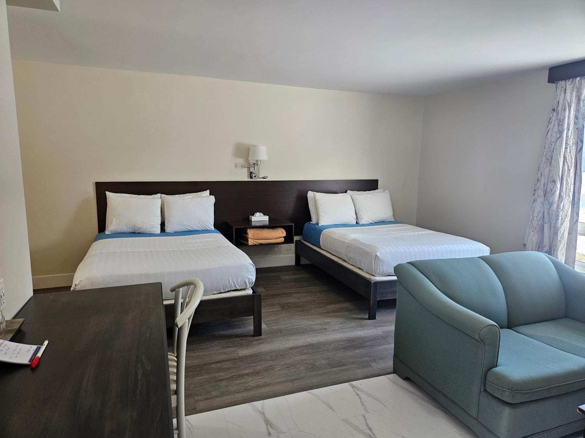 Leelas Villa Inn Flesherton Екстериор снимка