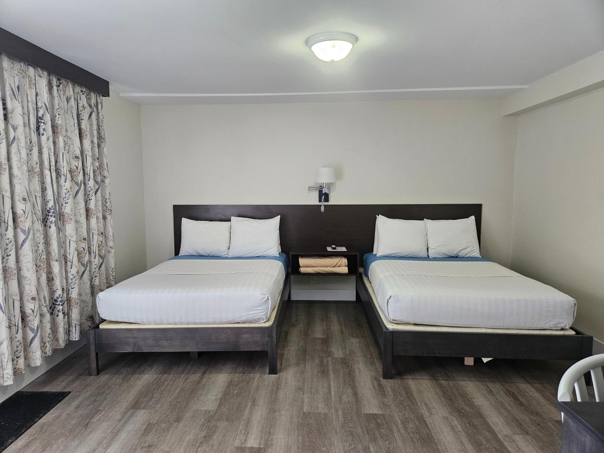 Leelas Villa Inn Flesherton Екстериор снимка