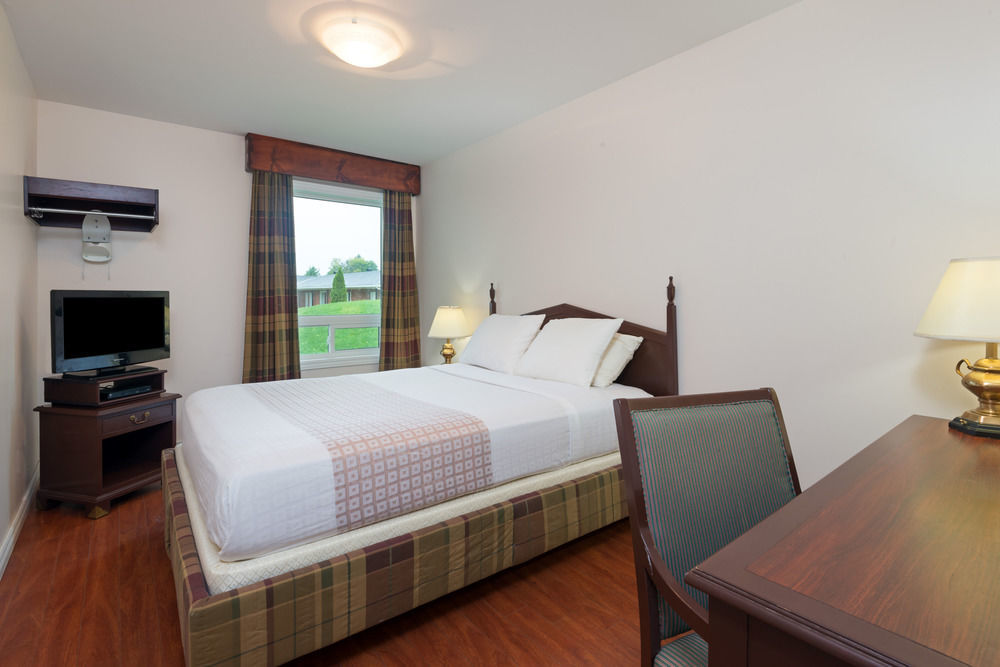 Leelas Villa Inn Flesherton Екстериор снимка
